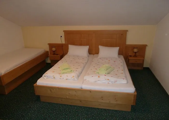 Hauser Апартаменты