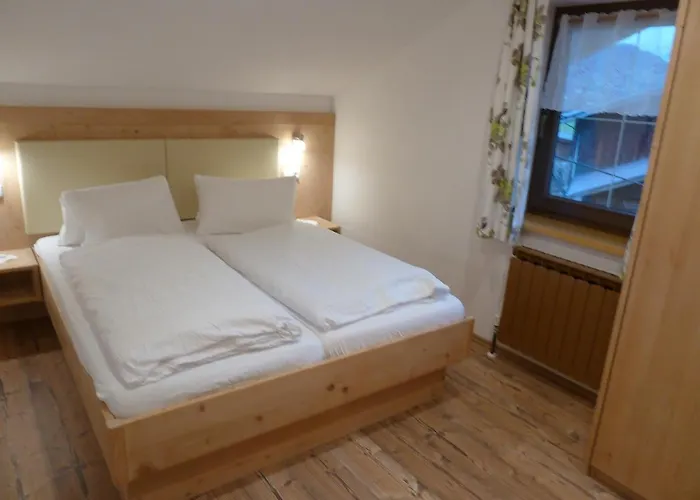 Hauser Апартаменты