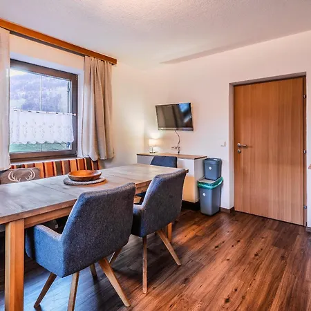 Hauser Apartamento Stumm